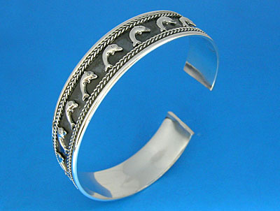  Oxidised Sterling Silver Bracelet (Bracelet en argent sterling oxydé)
