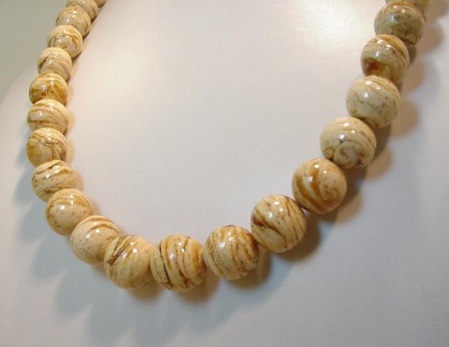  Yellow Amber Beads (Желтая янтарные бусы)