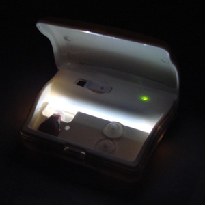  Rechargeable Hearing Aid With Night LED Tube (Аккумуляторная слуховых аппаратов С Ночью Светодиодные трубы)