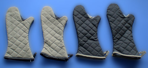  Oven Mitts (Temperature Protection) (Gants isolants (Temperature Protection))