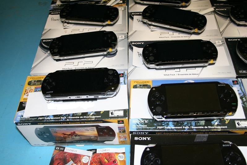  New Sony Playstation Portable PSP Value Pack (Новый Sony Playstation Portable PSP Value P k)
