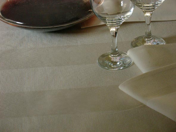  Table Cloth (Tischtuch)