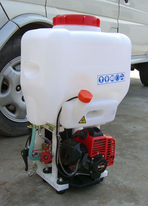  Sprayer (Pulvérisateur)