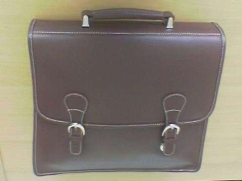  Briefcases (Porte-documents)