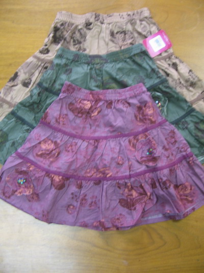 Girl`s Skirt / Dress (Jupe Girl`s / Dress)