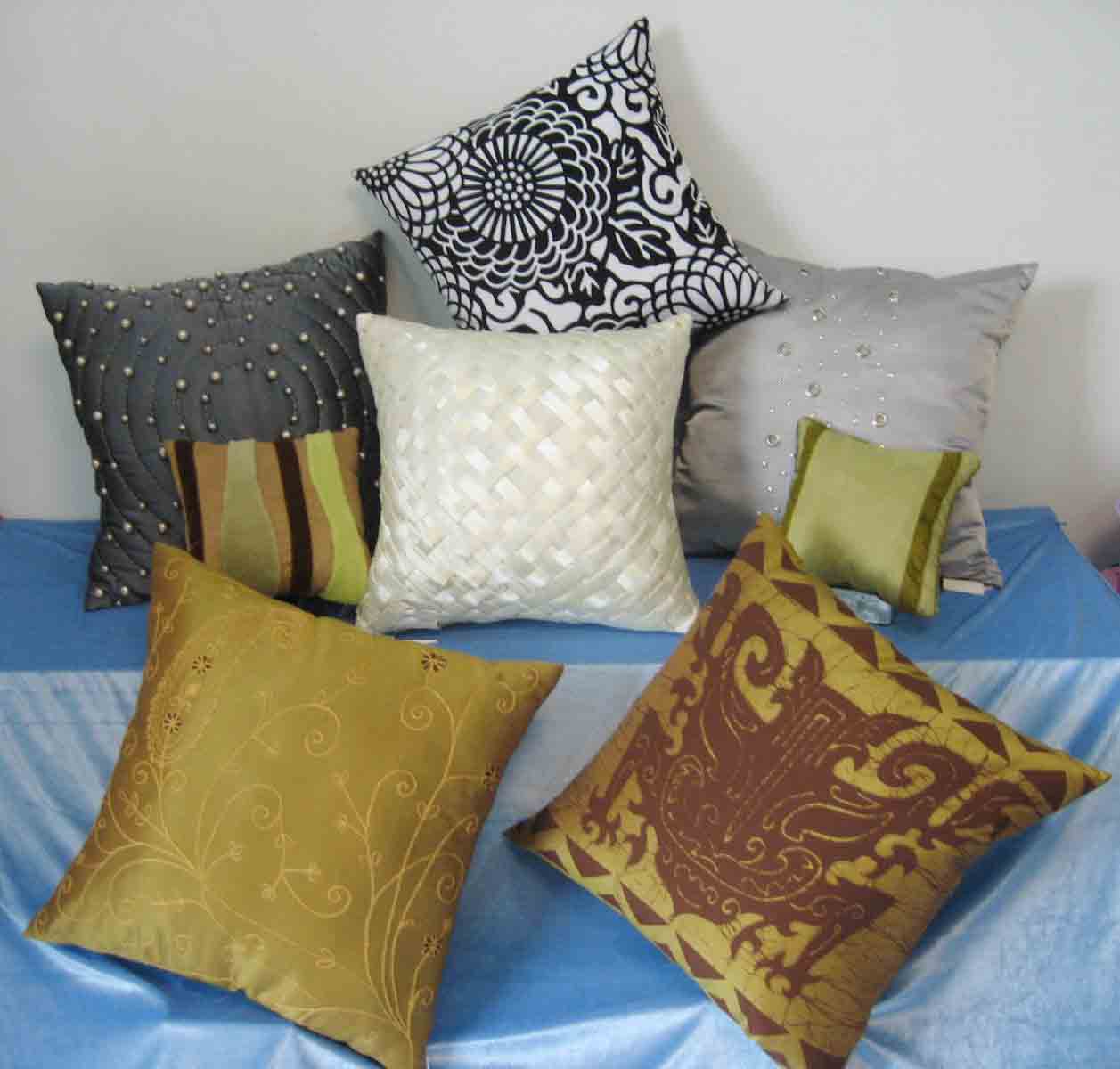  Home Pillows (Home Kissen)