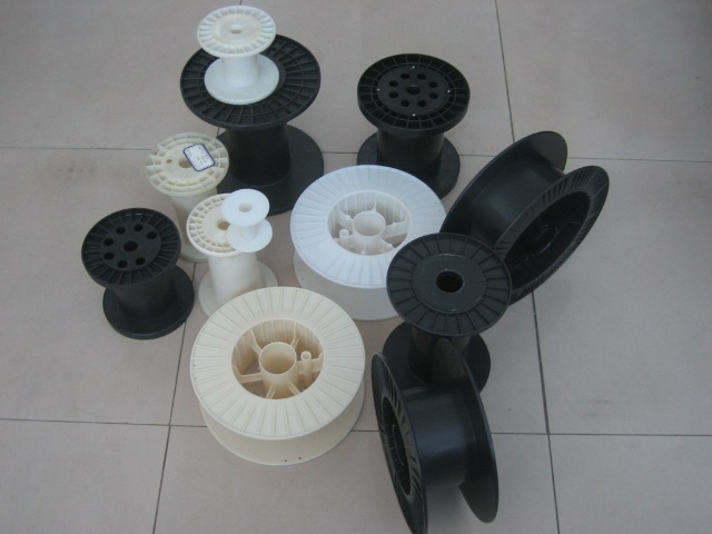  Plastic Spool (Kunststoff-Spool)