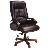 Leather Chairs (Кожаные кресла)