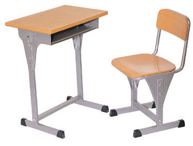 ADJUSTALBE DESK/CHAIR