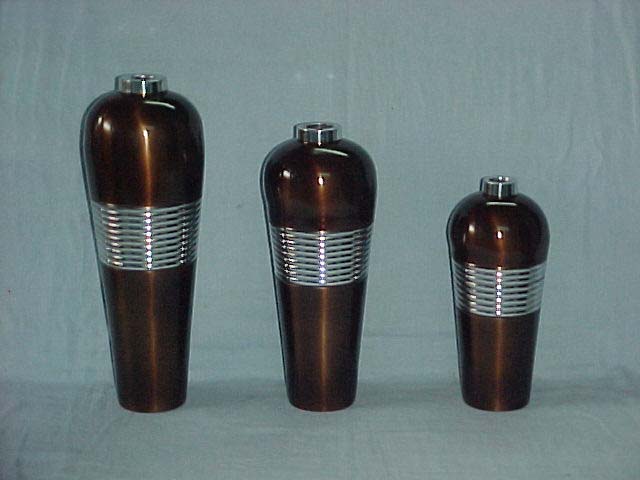 Aluminum Vase (Vase en aluminium)