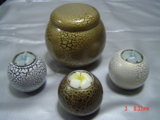 Wooden Vases (Holzvasen)