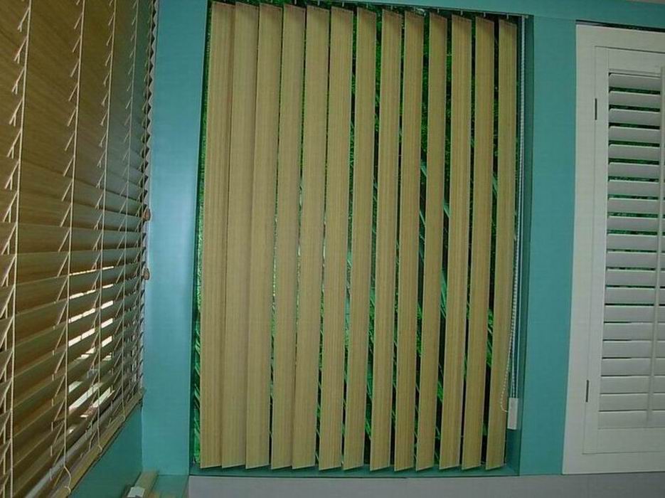 Window Blinds (Stores)