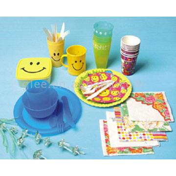  Household Plastic and Paper Products (Бытовые пластиковые и бумажные изделия)