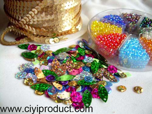  Glass Beads and Sequins ( Glass Beads and Sequins)