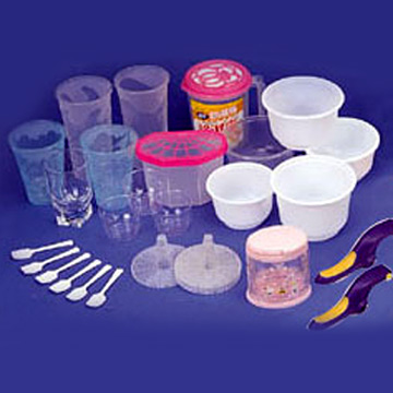  Plastic Dishes