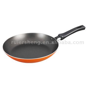  Aluminum Nonstick Frypan (Poêlon en aluminium à revêtement antiadhésif)