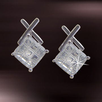  Cubic Zirconia Earrings (Zircon Boucles d`oreilles)