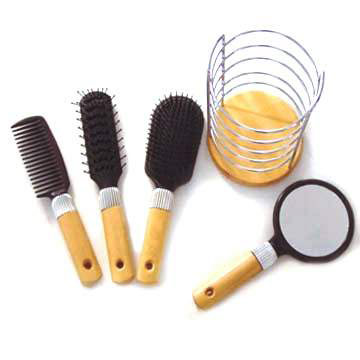  Plastic Hairbrush (Haarbürste aus Kunststoff)