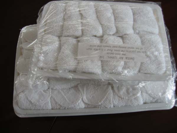  Disposable Cotton Towels for Airlines (Serviettes jetables en coton pour les lignes aériennes)