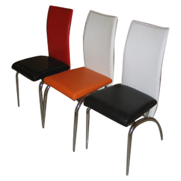  Chairs (Stühle)
