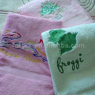  Embroidered Towel (Serviette Brodée)