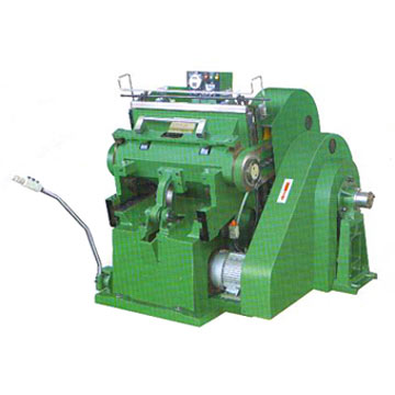  Die Cutting and Creasing Machine (Découpe et rainage Machine)