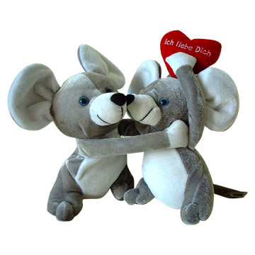  Kissing Toy Mice