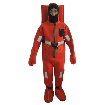  Insulated Immersion and Thermal Protective Suit (Insulated Immersion, vêtement de protection thermique)