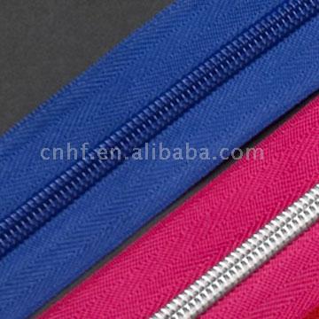  Zippers and Sliders (Reißverschlüsse und Sliders)
