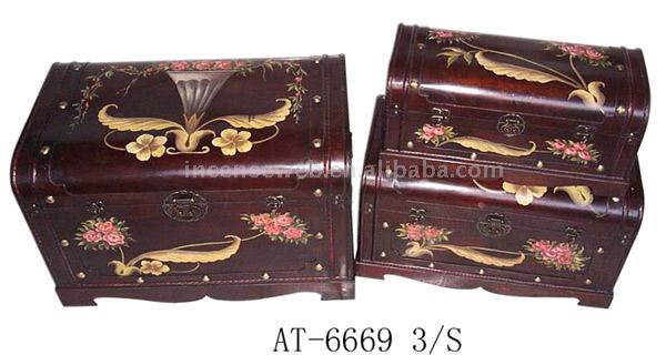  Wooden Trunks