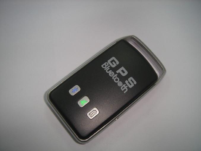  Bluetooth GPS Receiver (Bluetooth GPS приемник)