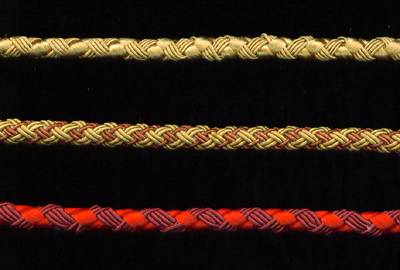  Decorated Cord (Награжден шнура)