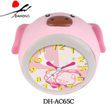  Pig Shaped Clock with CE Certificate (Свиньи Shaped Часы с СЕ сертификат)