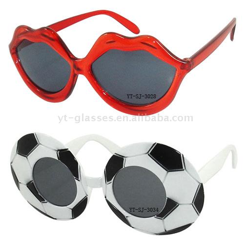  Plastic Sunglasses (Lunettes de soleil)