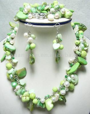  Green Shell and Pearl Necklace Set (Green Shell et Pearl Necklace Set)