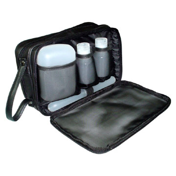  Travel Kit (Kit Voyage)