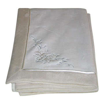  Embroidered Silk Blanket ( Embroidered Silk Blanket)