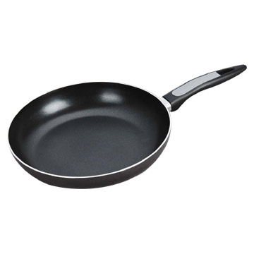  Aluminum Nonstick Frypan (Poêlon en aluminium à revêtement antiadhésif)
