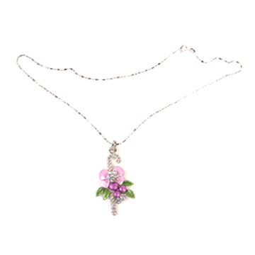  Necklace (Collier)