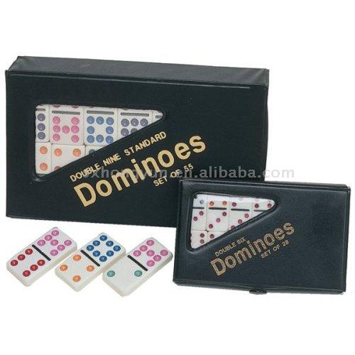 Domino (Domino)