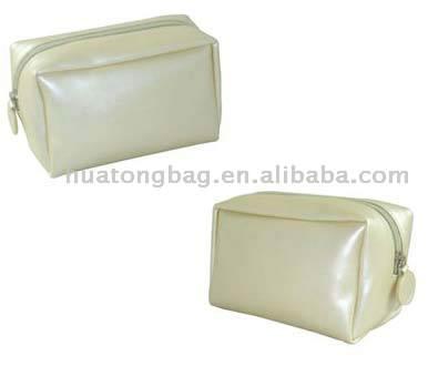 Cosmetic Bag (Cosmetic Bag)