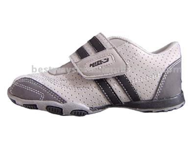  Sports Shoes (Chaussures de sport)