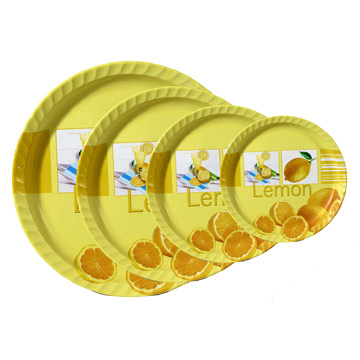  Plastic Round Trays and Plates