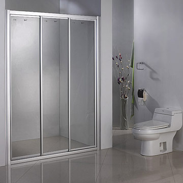  Shower Room with Sliding Door (Salle de douche avec porte coulissante)