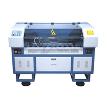  CO2 Laser Cutting/Engraving Machine (Découpe laser CO2 / Engraving Machine)