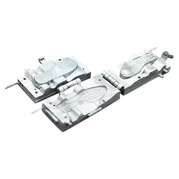  Three-Color TPR Shoe Moulds ()