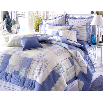  Comforter Set / Bed Set