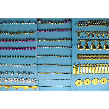  Plastic Beads, Plastic Trimming (Perles de plastique, Plastic Trimming)