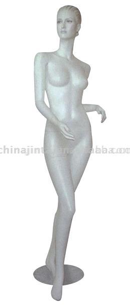  Female Mannequin (Женский манекен)