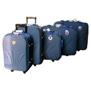  Trolleys and Suitcases (Тележки и чемоданы)